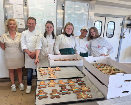 Genderkoekjes, gebakken door de leerlingen van het MSKA.