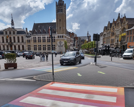 Regenboog zebrapaden in Roeselare (2021)
